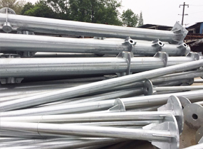 熱浸鍍鋅燈桿、標(biāo)志桿